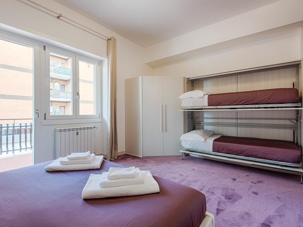 Guesthouse Park Pines โรม ภายนอก รูปภาพ