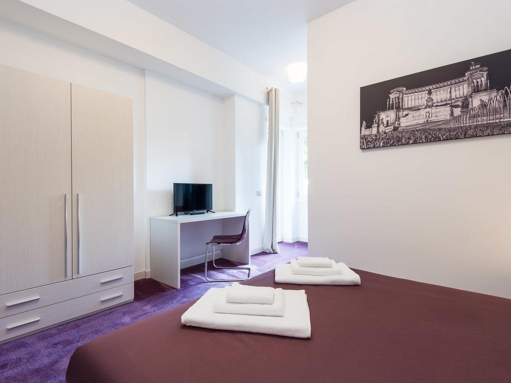 Guesthouse Park Pines โรม ภายนอก รูปภาพ