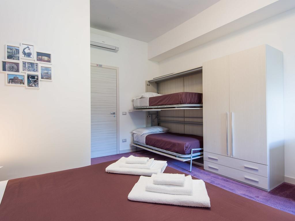 Guesthouse Park Pines โรม ภายนอก รูปภาพ
